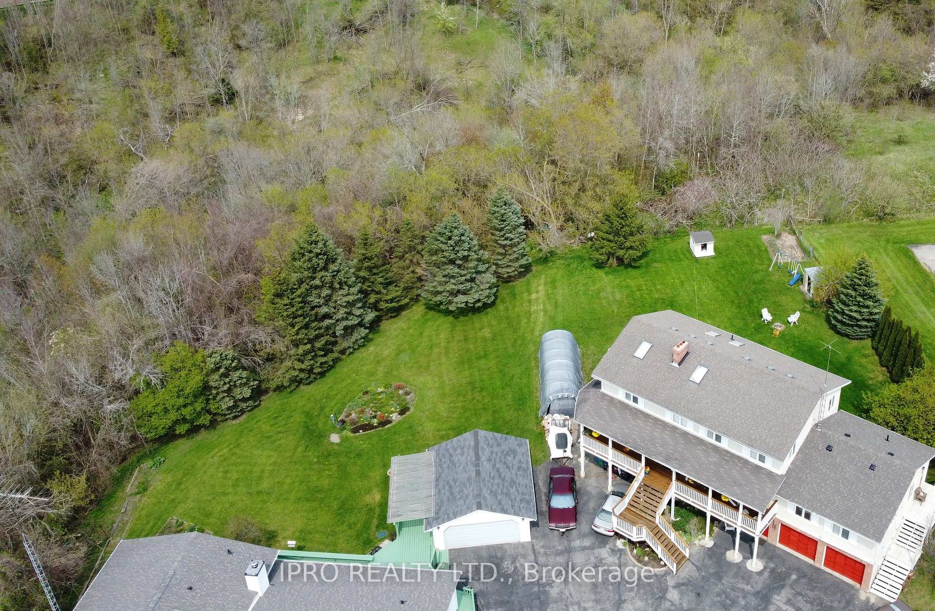 Front of 14323 Creditview Road