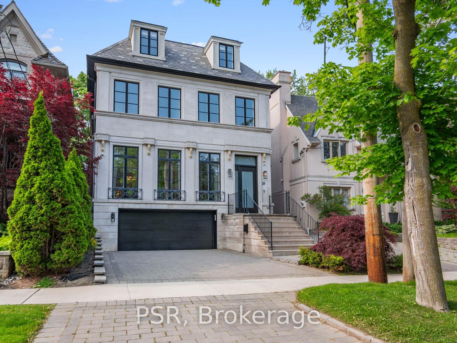 Front of 26 Strathearn Boulevard