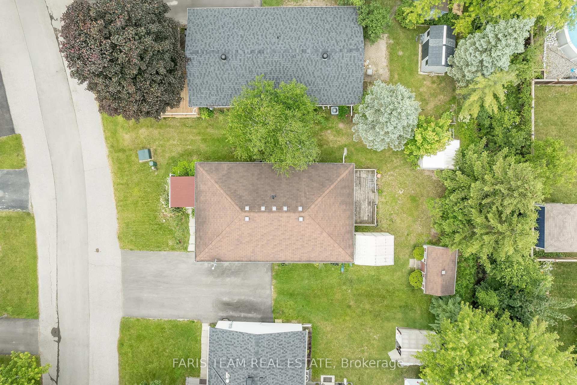 Photo 7 of 29 Royal Oak Drive, Innisfil, Cookstown — HOMEH