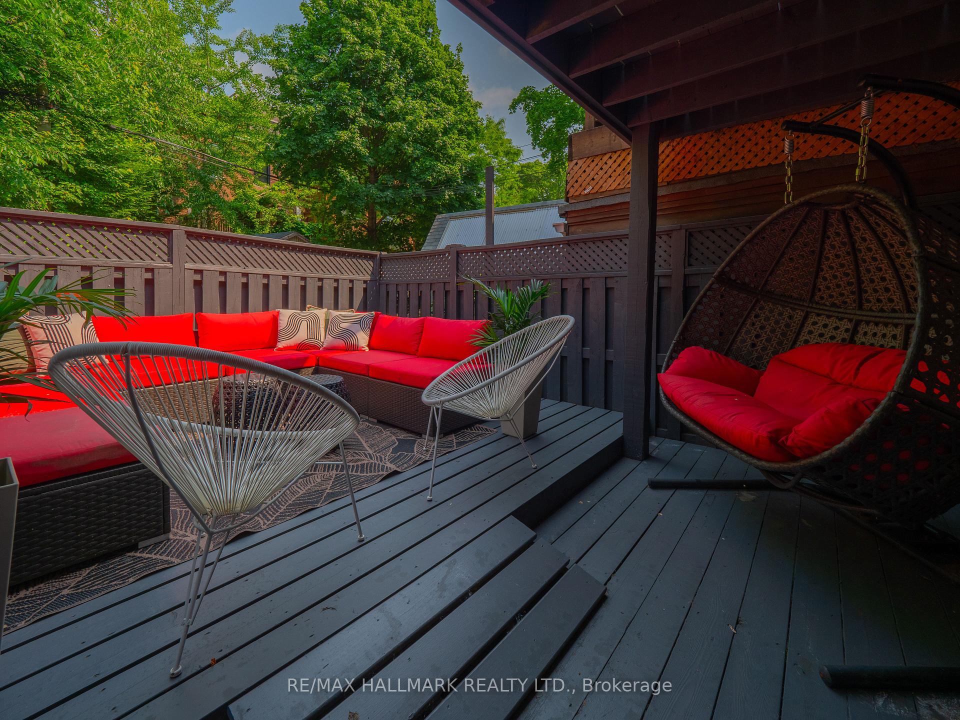 Photo 36 of 18 Millbrook Crescent, Toronto, North Riverdale — HOMEH