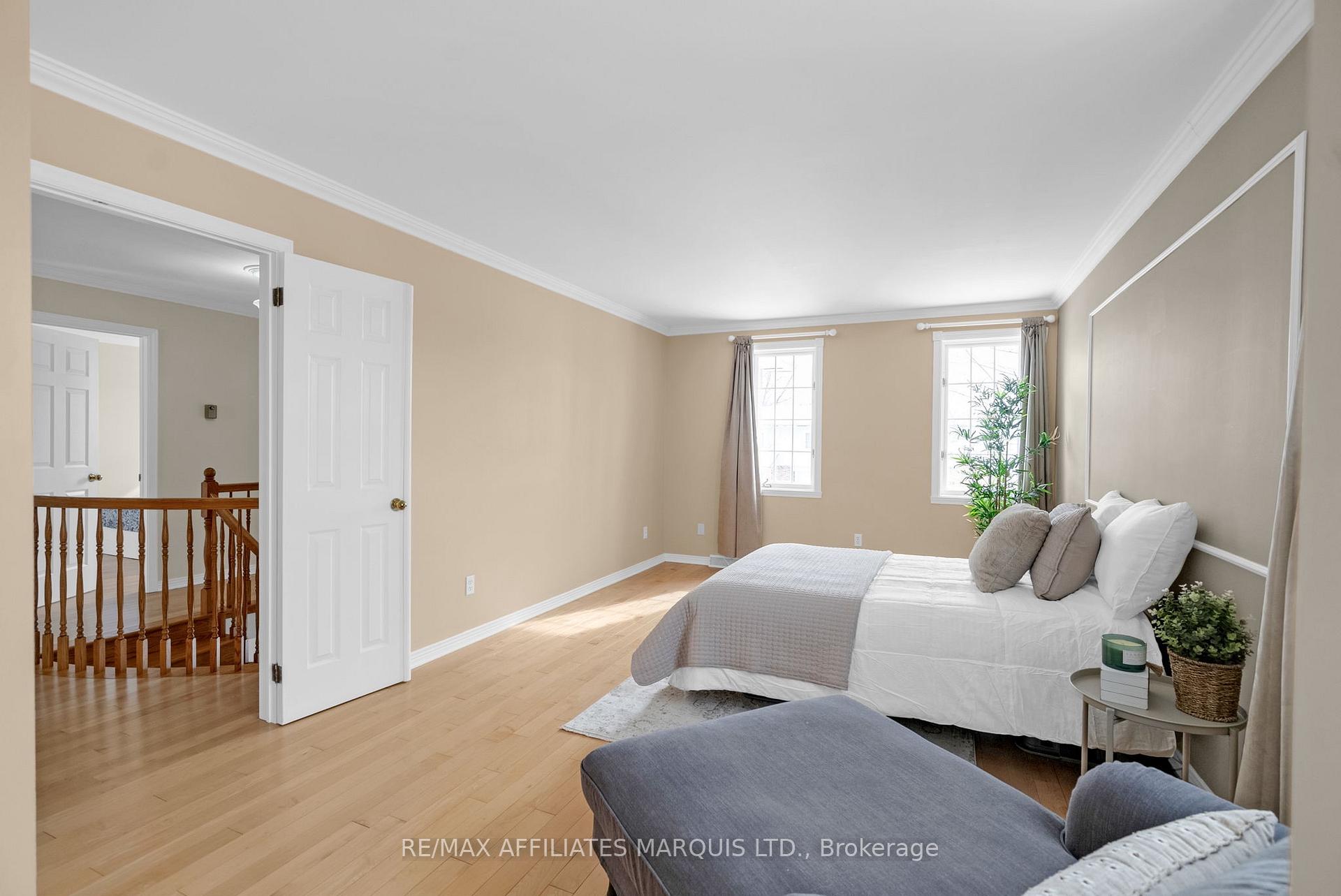 Photo 16 of 831 Chelsea Crescent, Cornwall — HOMEH