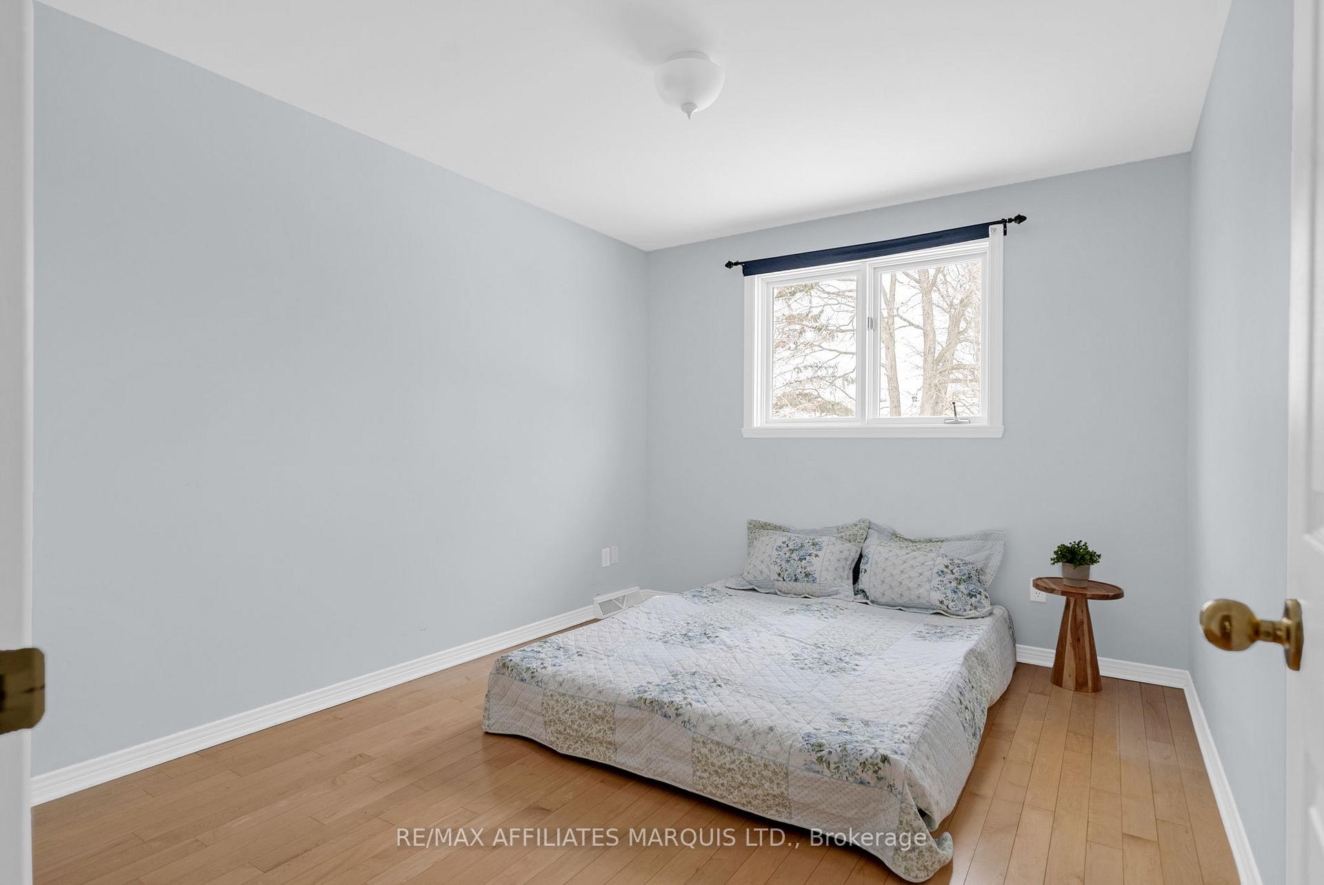 Photo 20 of 831 Chelsea Crescent, Cornwall — HOMEH