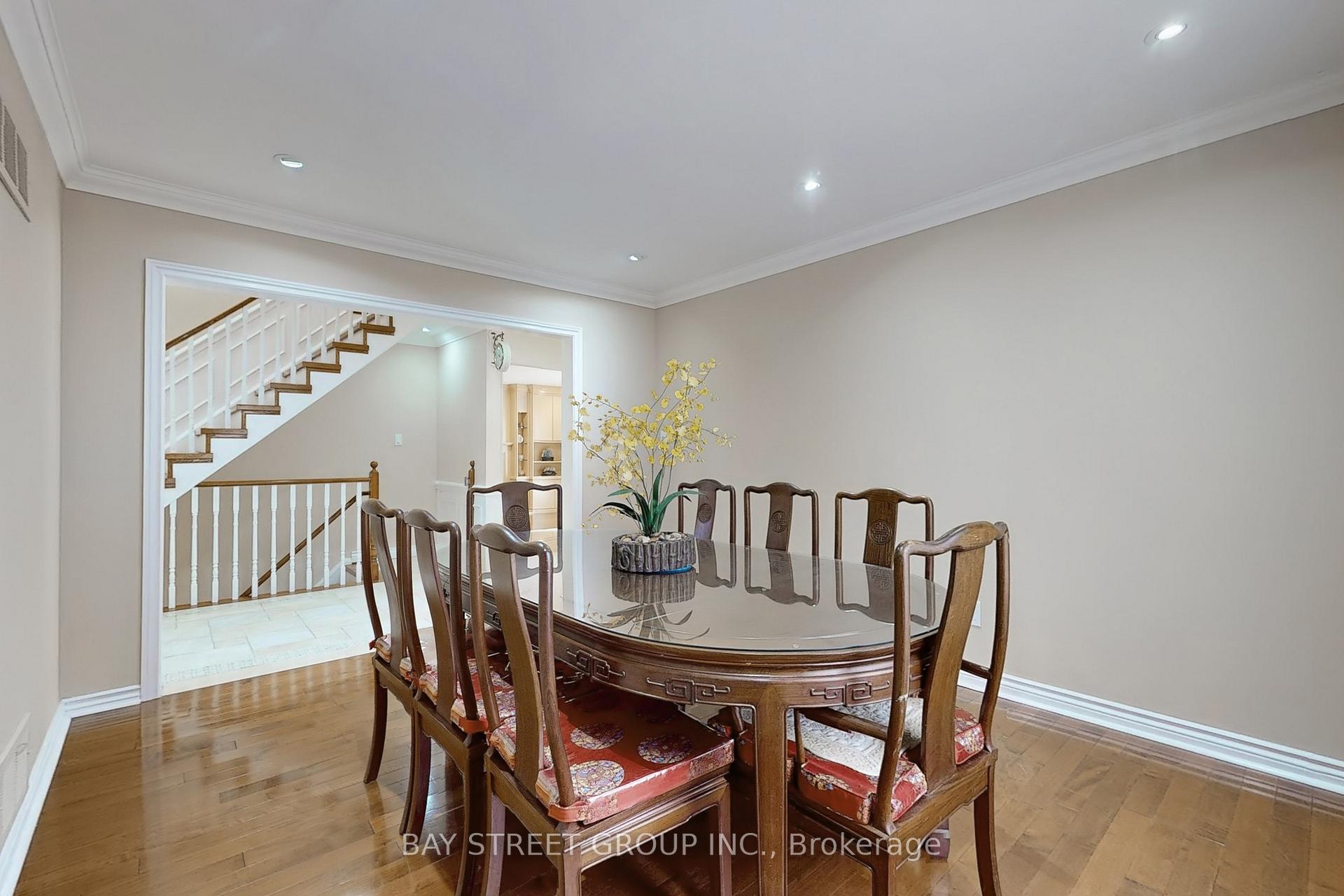 Photo 12 of 33 Roman Road, Markham, German Mills — HOMEH