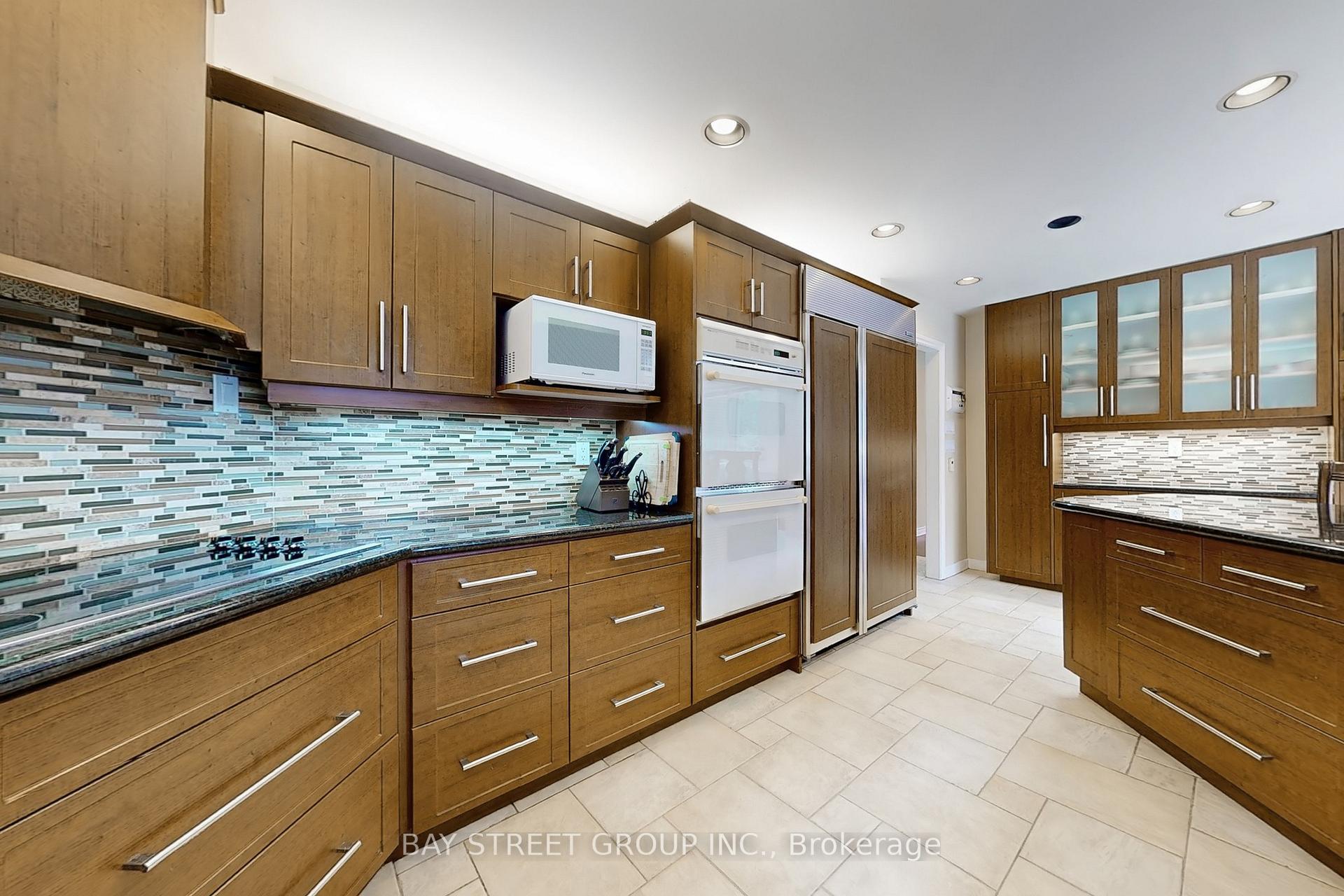 Photo 26 of 33 Roman Road, Markham, German Mills — HOMEH