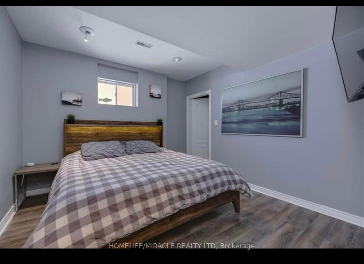 Photo 6 of 18 W/Bsmt Silvercreek Crescent, Barrie, Ardagh — HOMEH