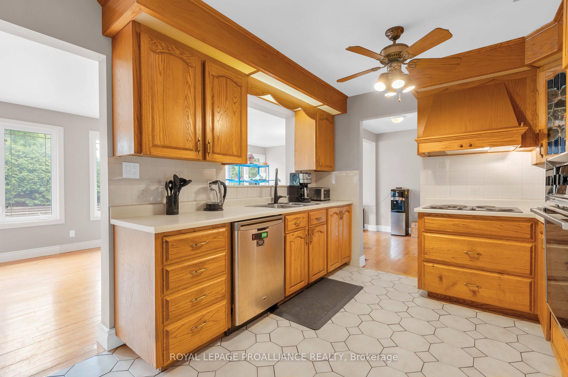 Photo 13 of 22 Wickens Street, Quinte West, Sidney Ward — HOMEH