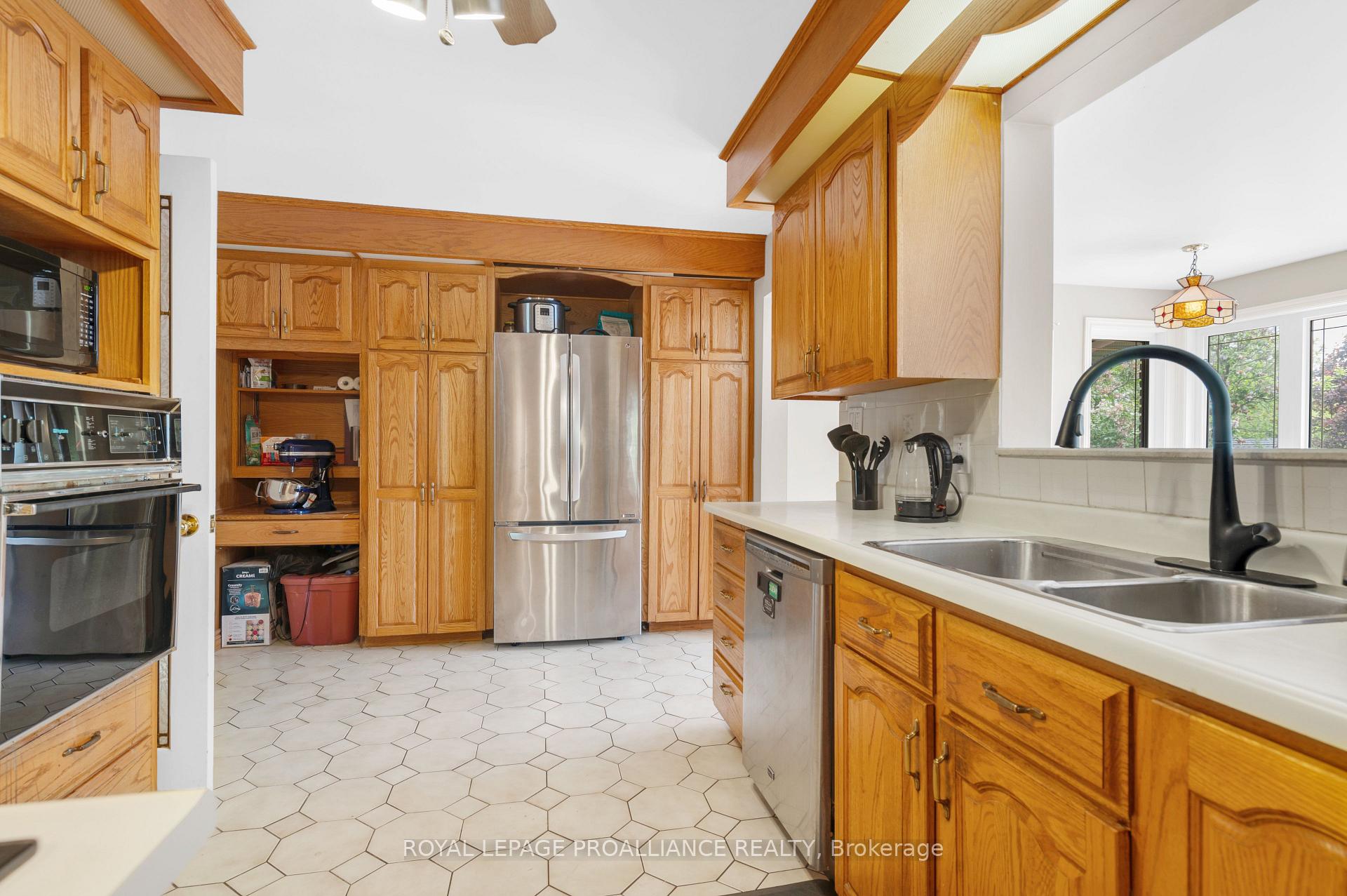 Photo 8 of 22 Wickens Street, Quinte West, Sidney Ward — HOMEH