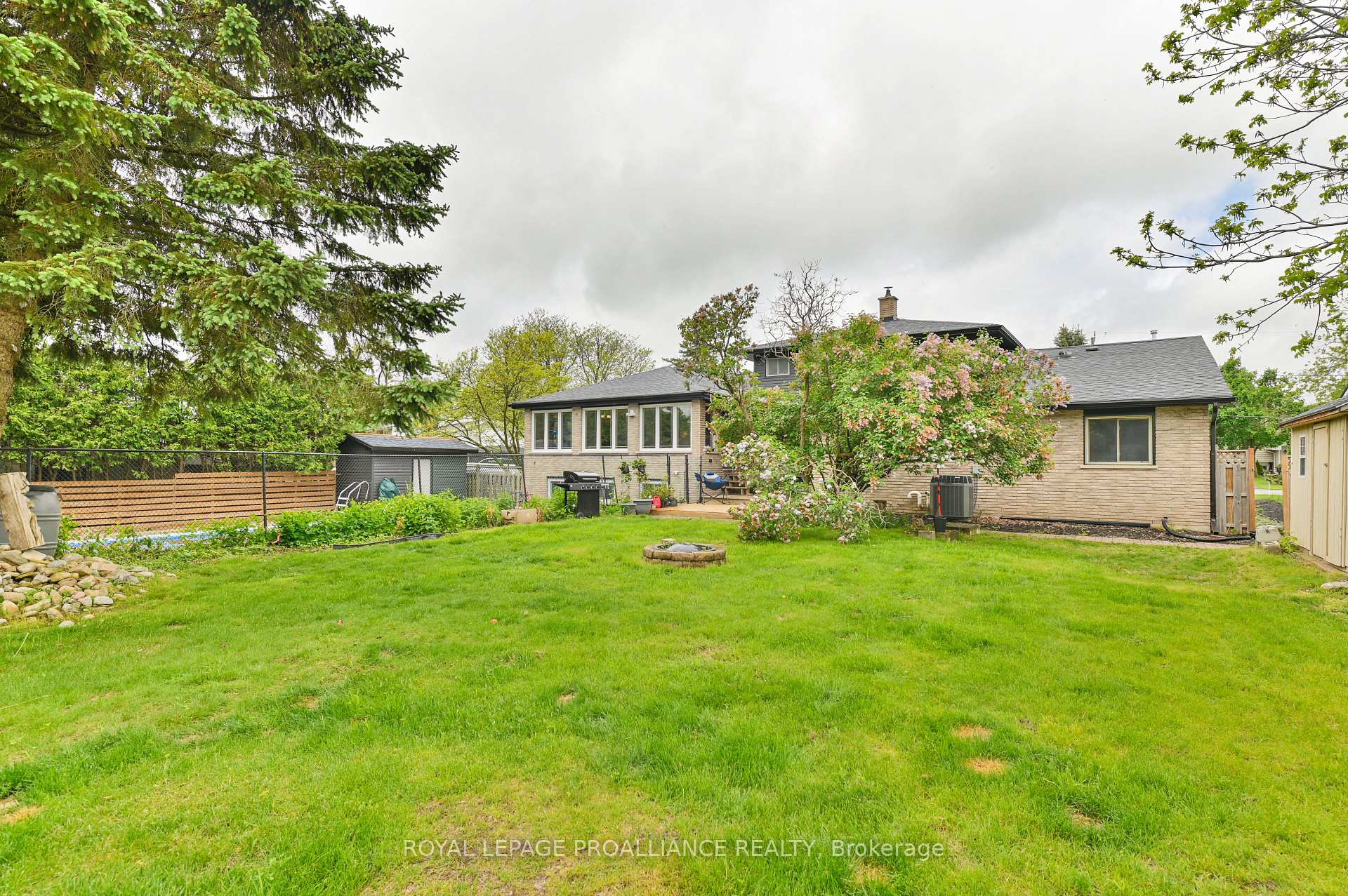 Photo 35 of 22 Wickens Street, Quinte West, Sidney Ward — HOMEH