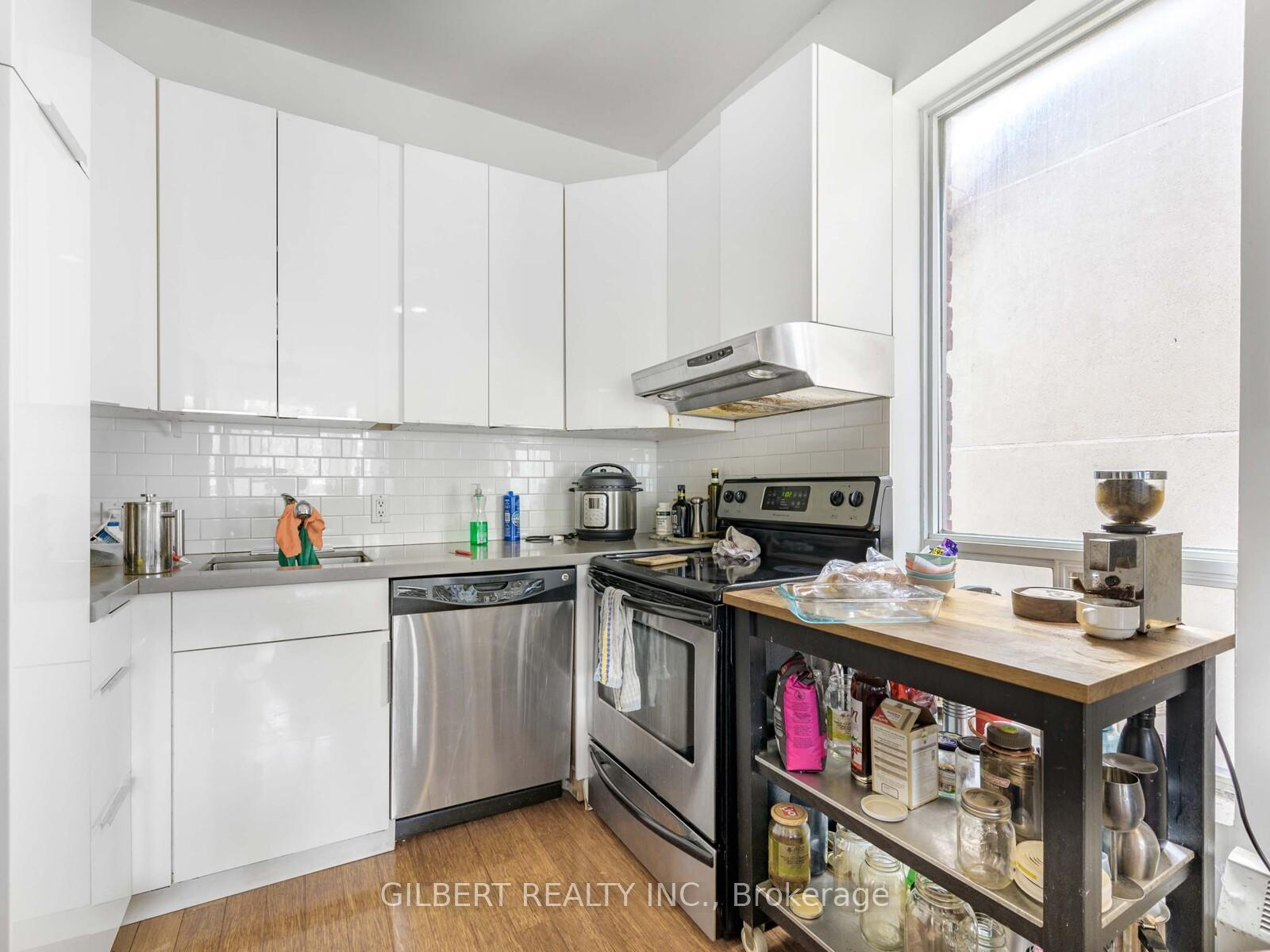Photo 15 of 115 gladstone Avenue, Toronto, Little Portugal — HOMEH