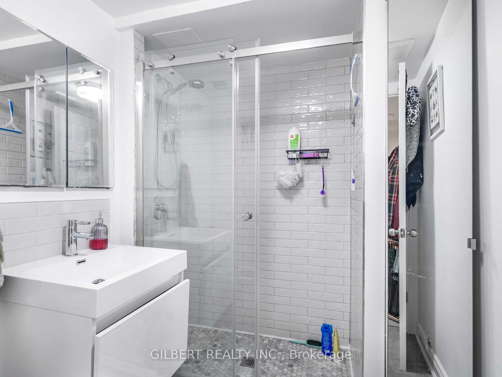 Photo 33 of 115 gladstone Avenue, Toronto, Little Portugal — HOMEH