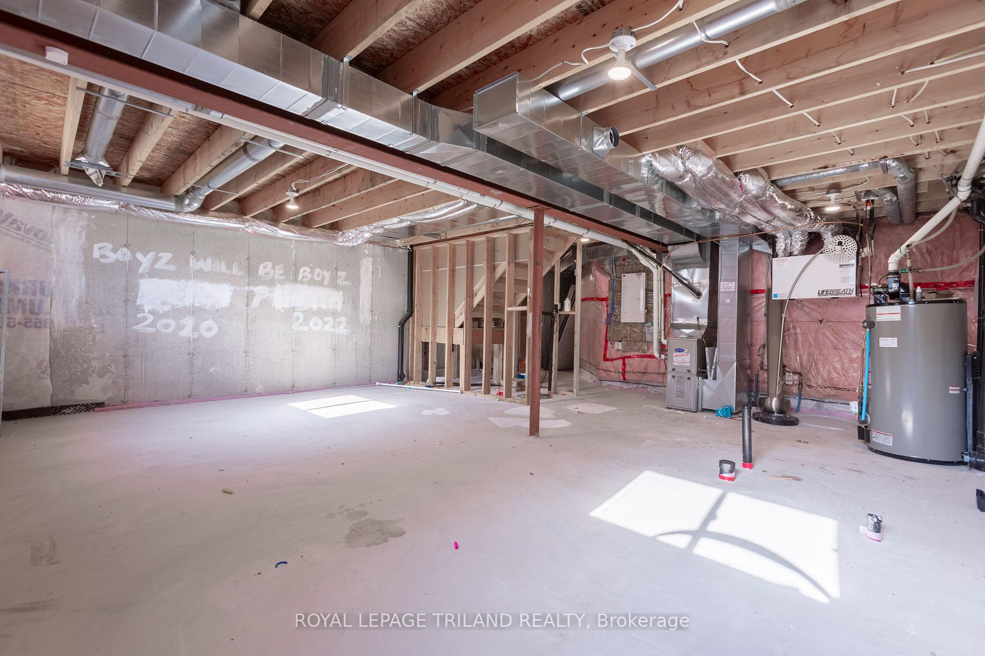Photo 19 of 7759 Shaw Street, Niagara Falls, Drummond Industrial Park — HOMEH