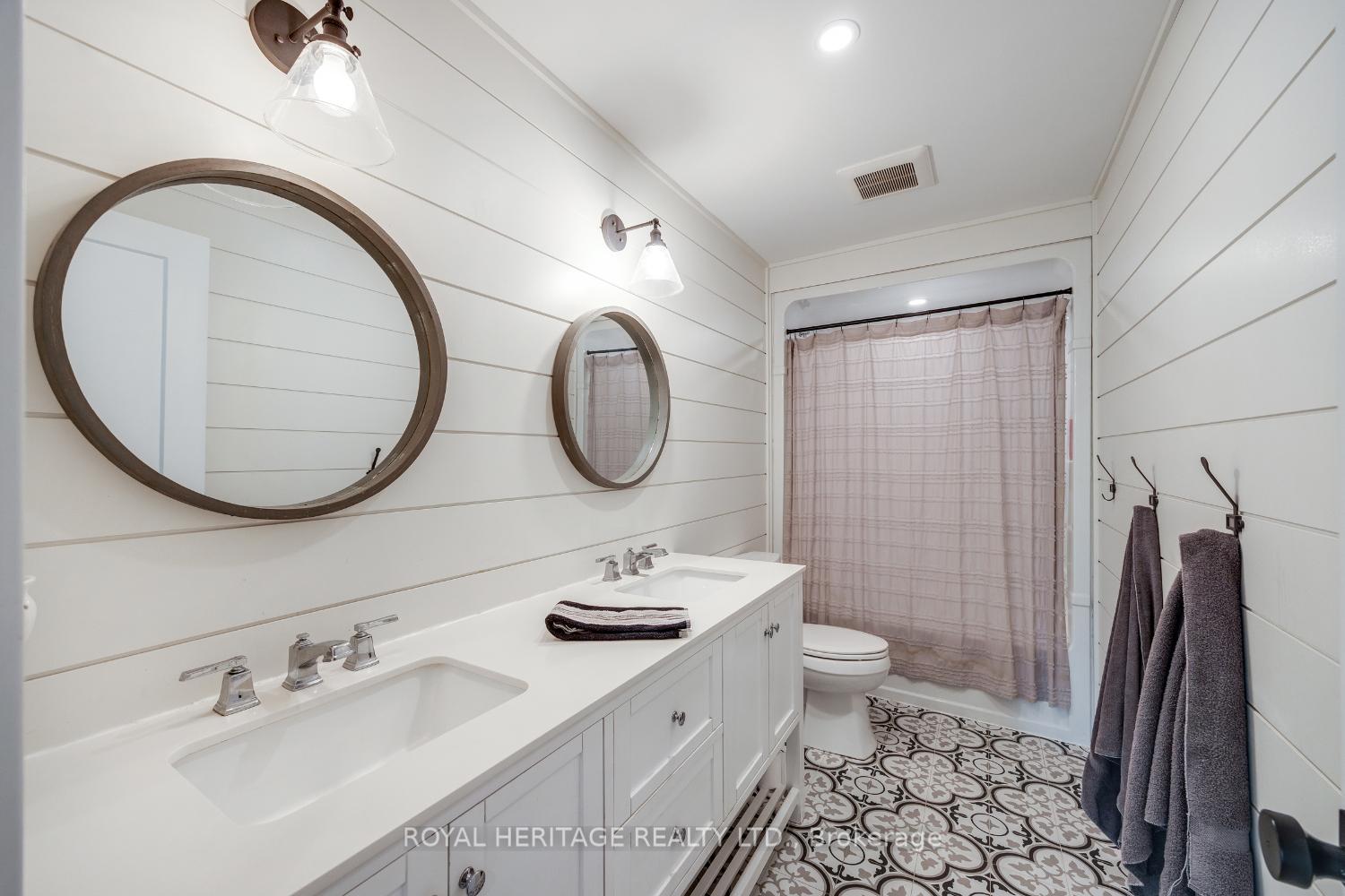 Photo 31 of 99 Second Avenue, Uxbridge — HOMEH