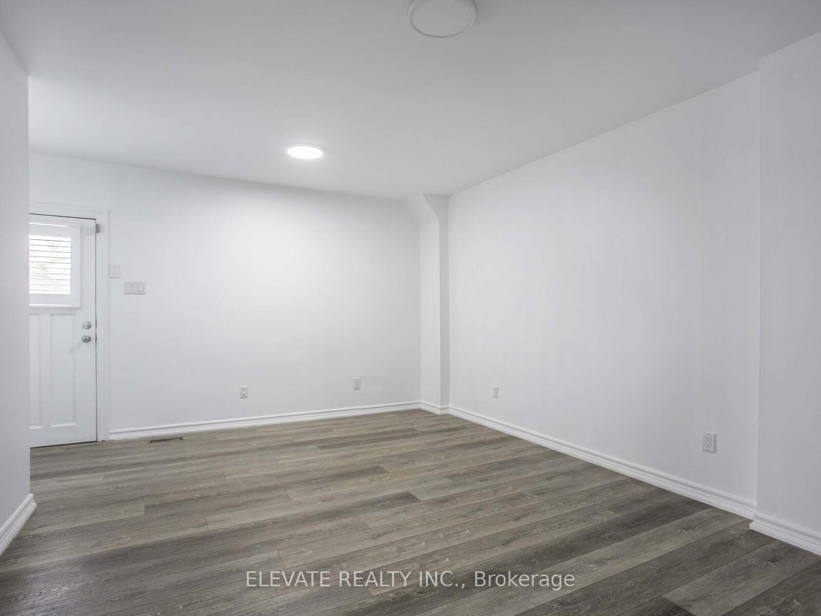 Photo 4 of 65 Coxwell Avenue, Toronto, Woodbine Corridor — HOMEH