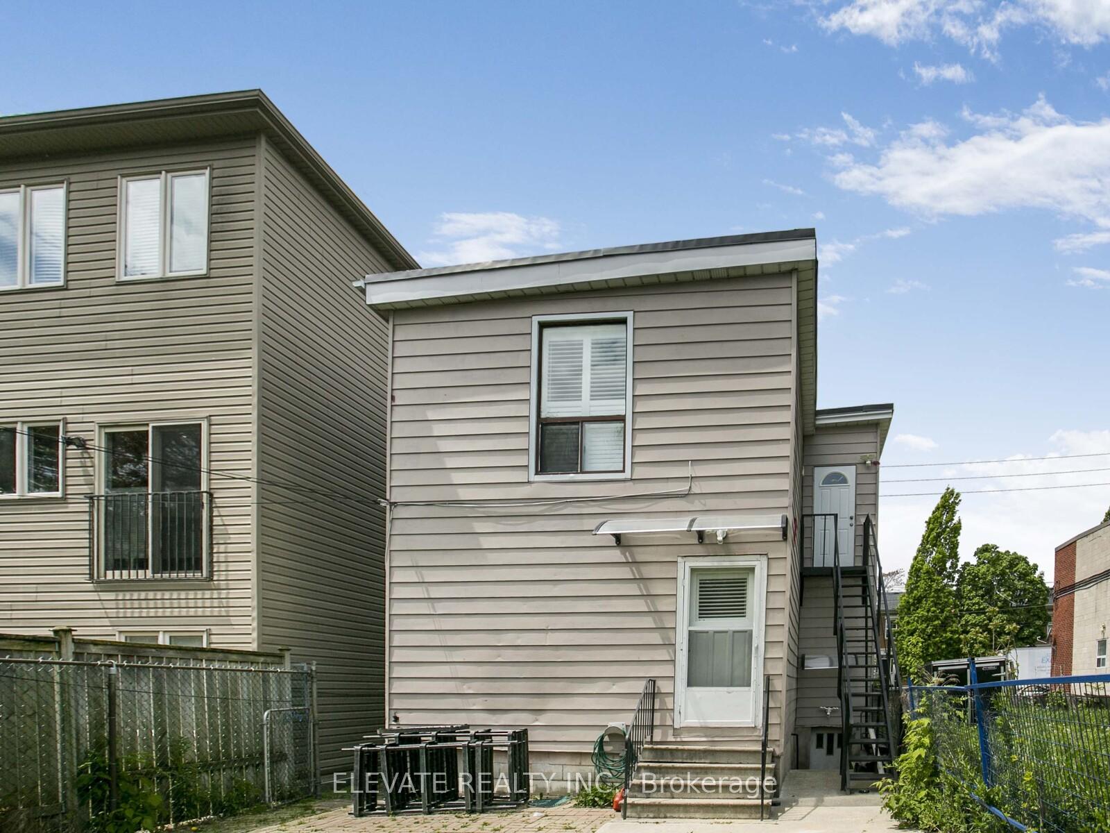 Photo 28 of 65 Coxwell Avenue, Toronto, Woodbine Corridor — HOMEH