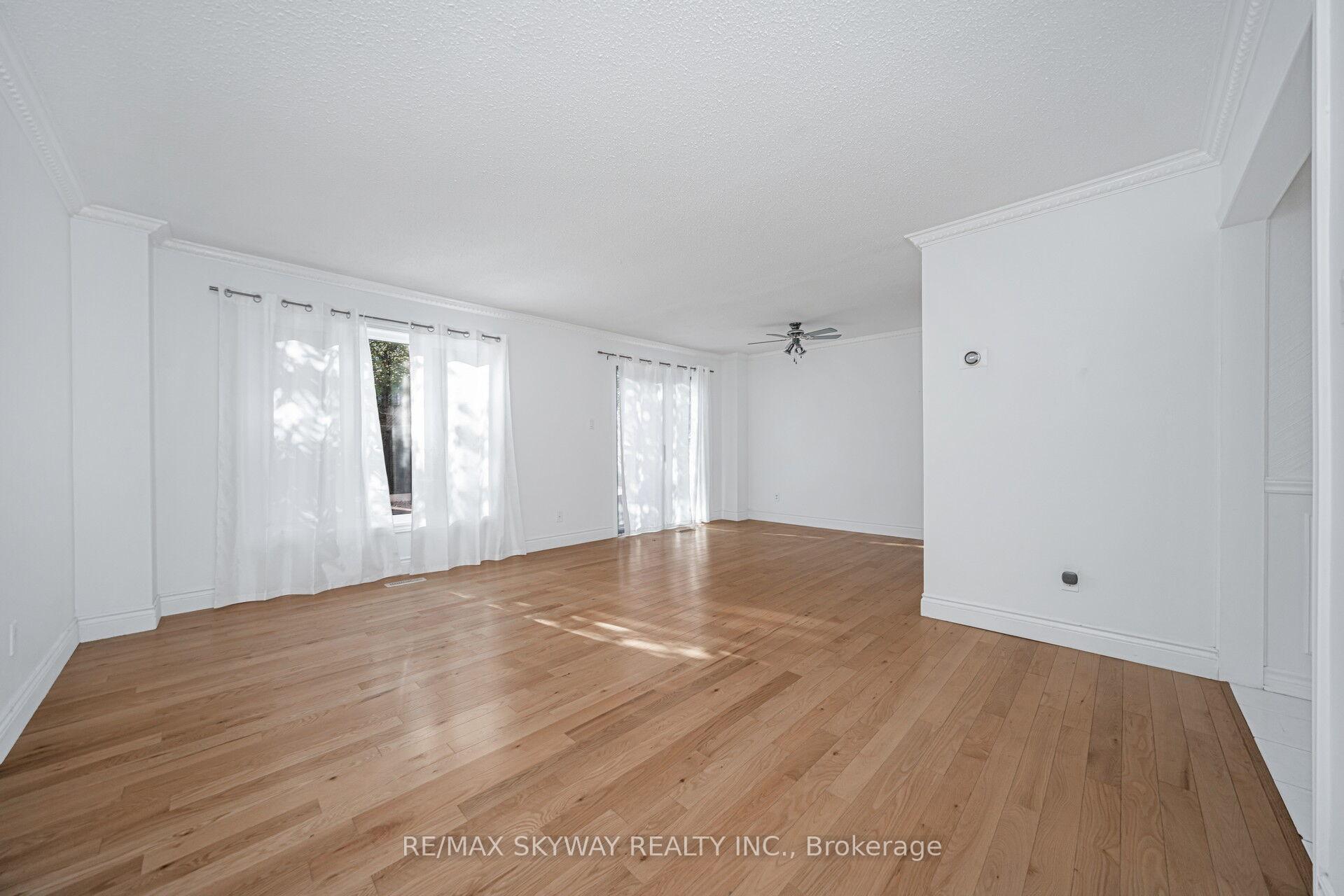 Photo 8 of 46 Royal Palm Drive, Brampton, Heart Lake East — HOMEH