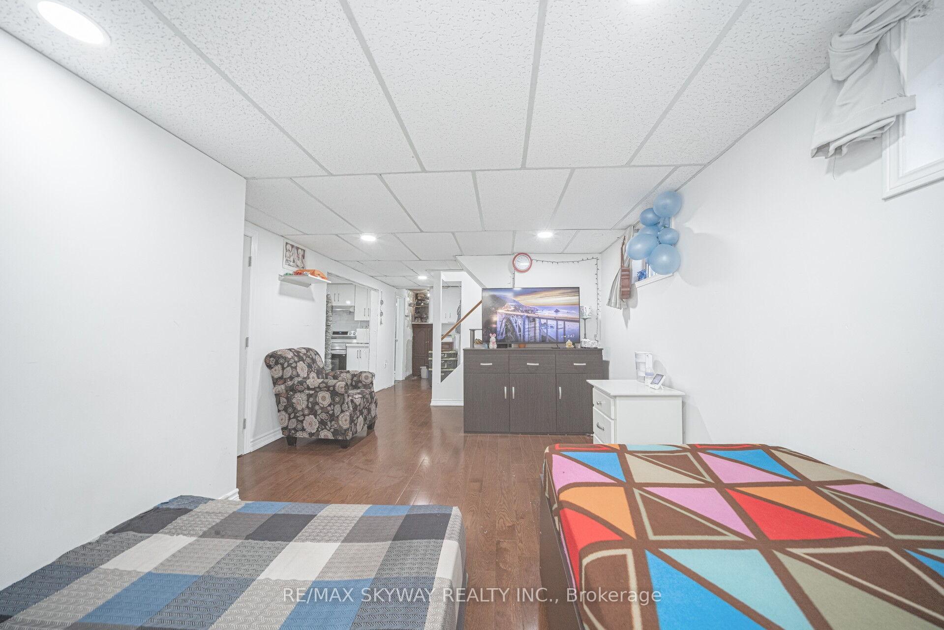 Photo 30 of 46 Royal Palm Drive, Brampton, Heart Lake East — HOMEH
