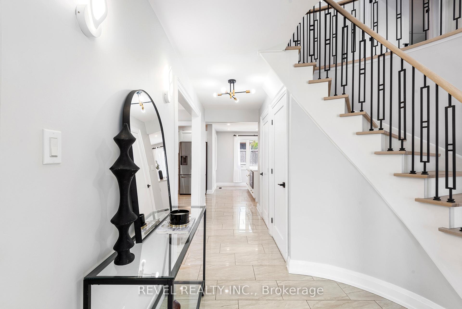 Photo 2 of 12 Glenayr Gate, Whitby, Blue Grass Meadows — HOMEH
