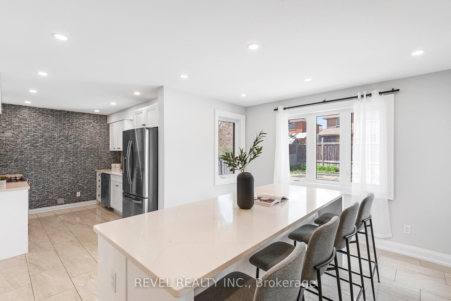 Photo 24 of 12 Glenayr Gate, Whitby, Blue Grass Meadows — HOMEH