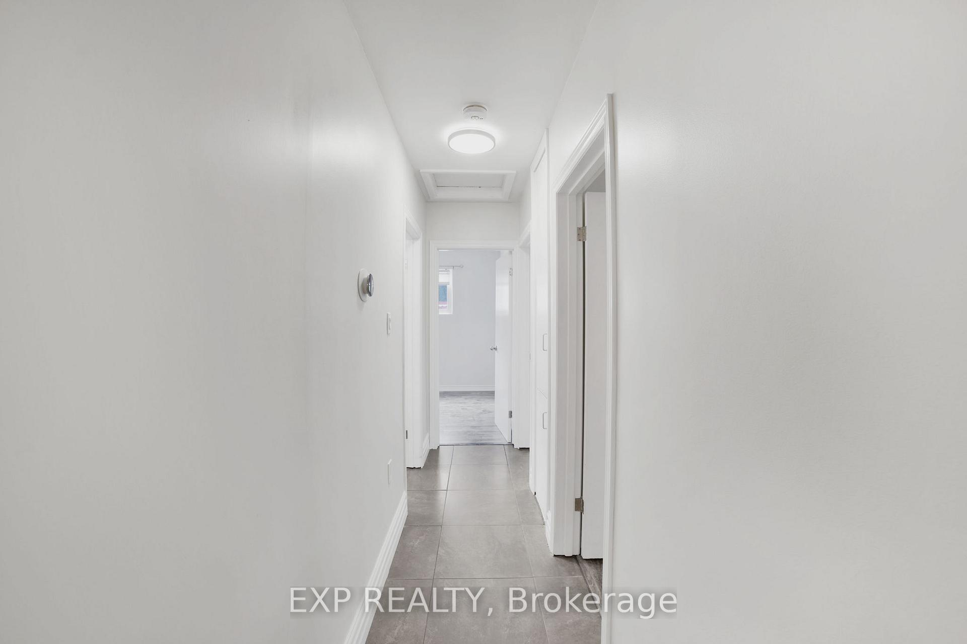 Photo 22 of 250 West 31st Street, Hamilton, Westcliffe — HOMEH