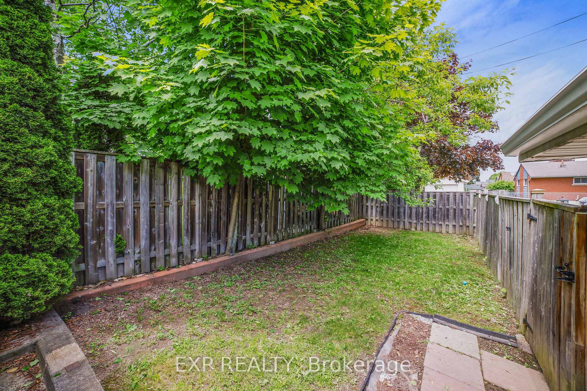 Photo 34 of 250 West 31st Street, Hamilton, Westcliffe — HOMEH