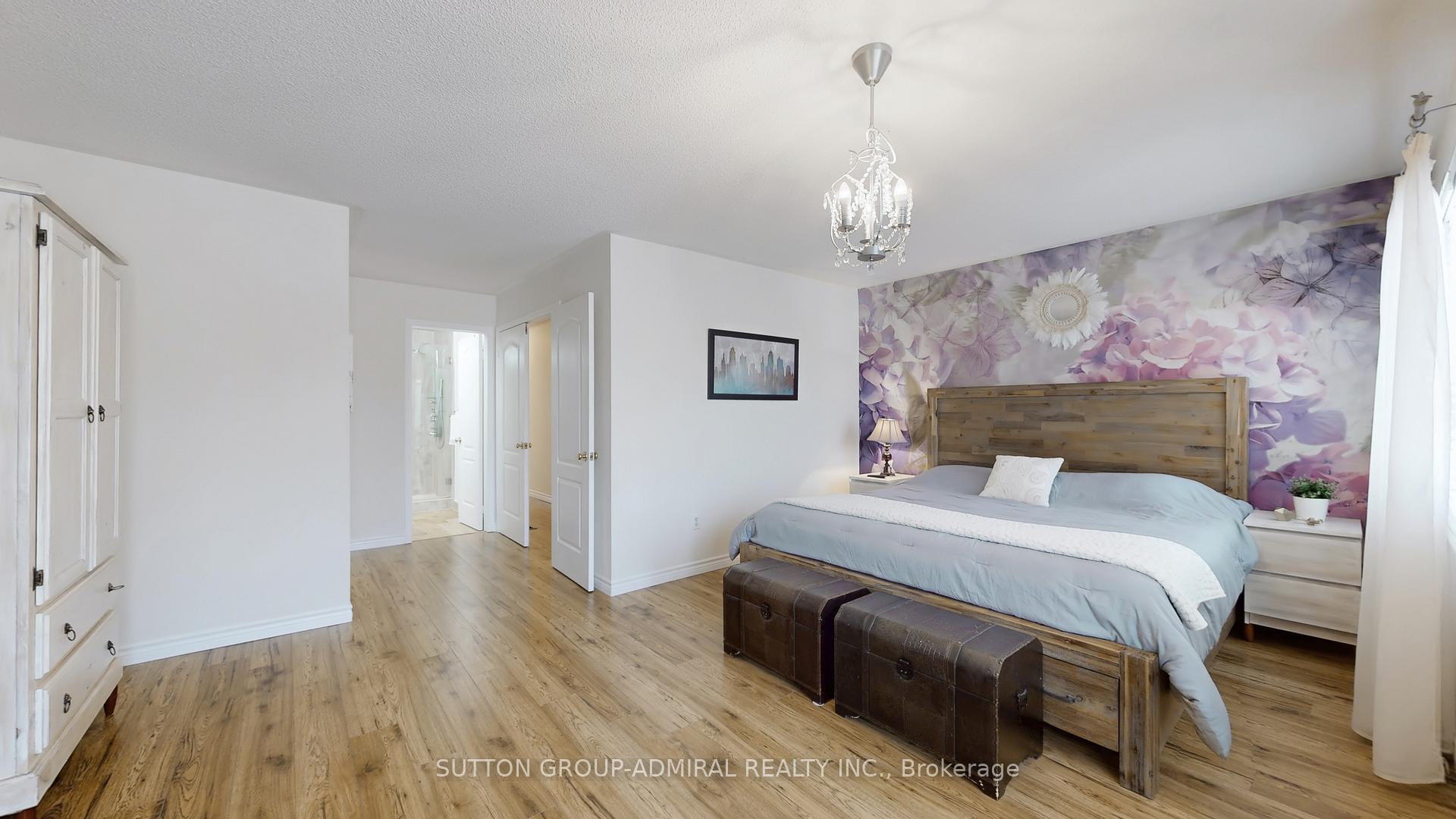 Photo 19 of 7 Rockview Gardens, Vaughan, Concord — HOMEH