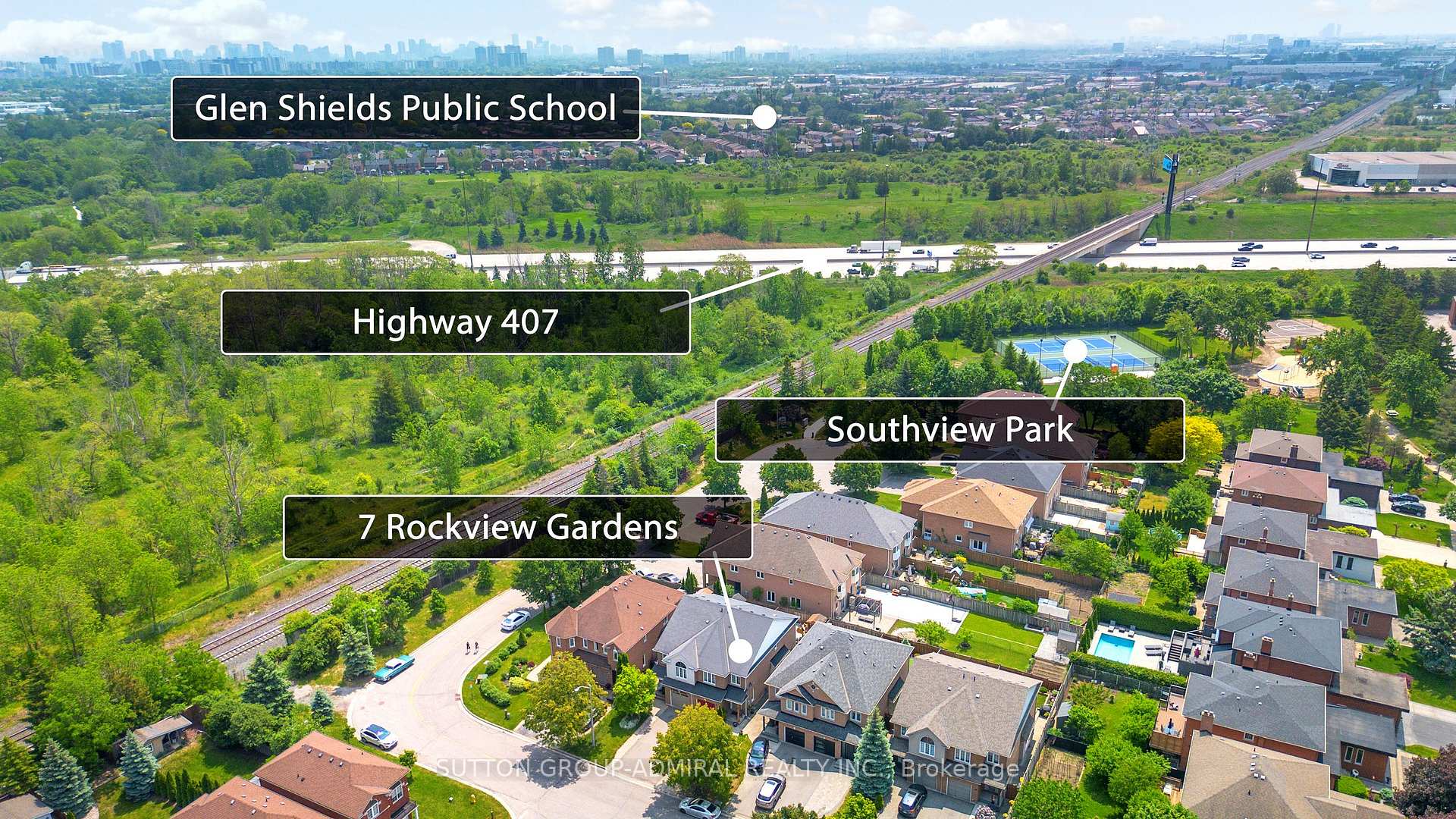Photo 35 of 7 Rockview Gardens, Vaughan, Concord — HOMEH