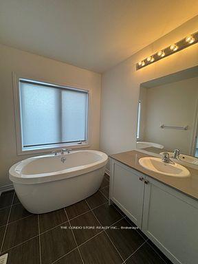 Photo 15 of 35 Steamboat Way, Whitby, Port Whitby — HOMEH