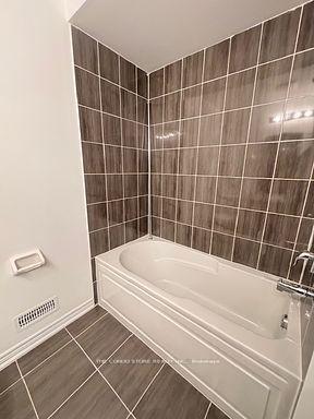 Photo 25 of 35 Steamboat Way, Whitby, Port Whitby — HOMEH