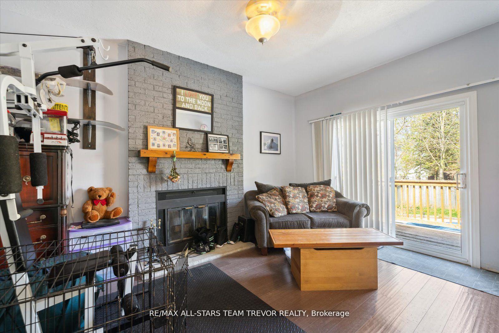 Photo 14 of 39 Campion Court, Georgina, Keswick South — HOMEH