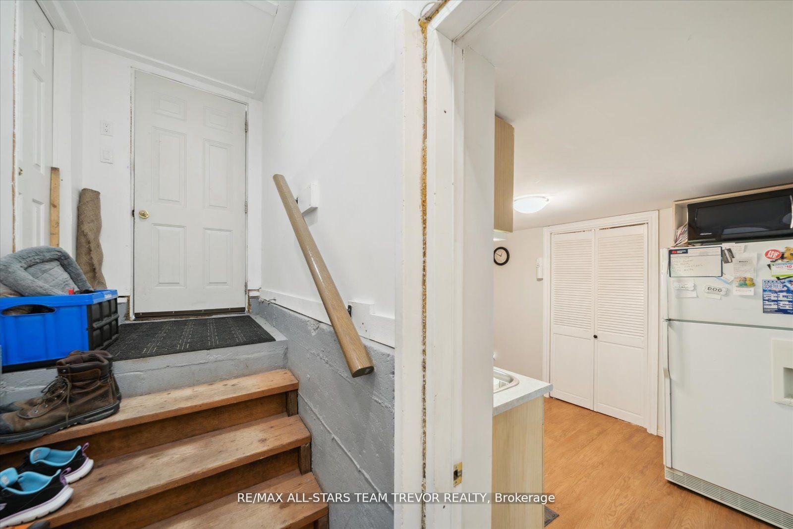 Photo 24 of 39 Campion Court, Georgina, Keswick South — HOMEH