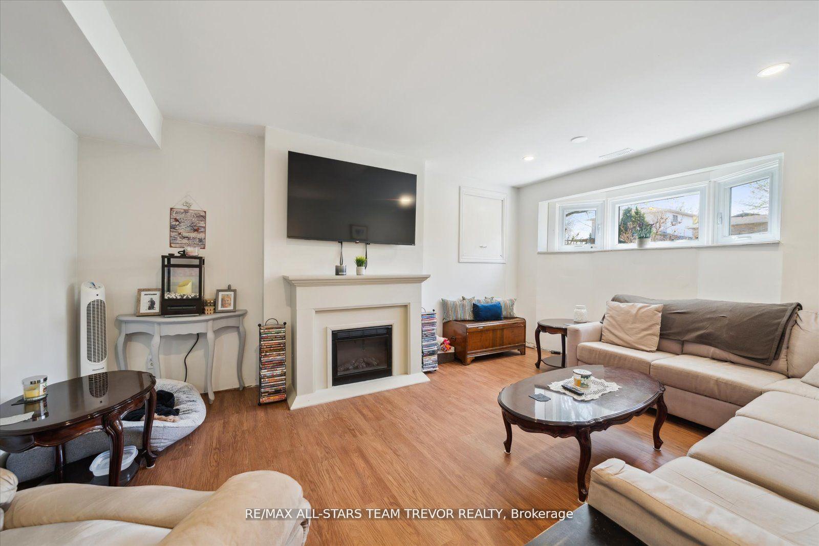 Photo 25 of 39 Campion Court, Georgina, Keswick South — HOMEH