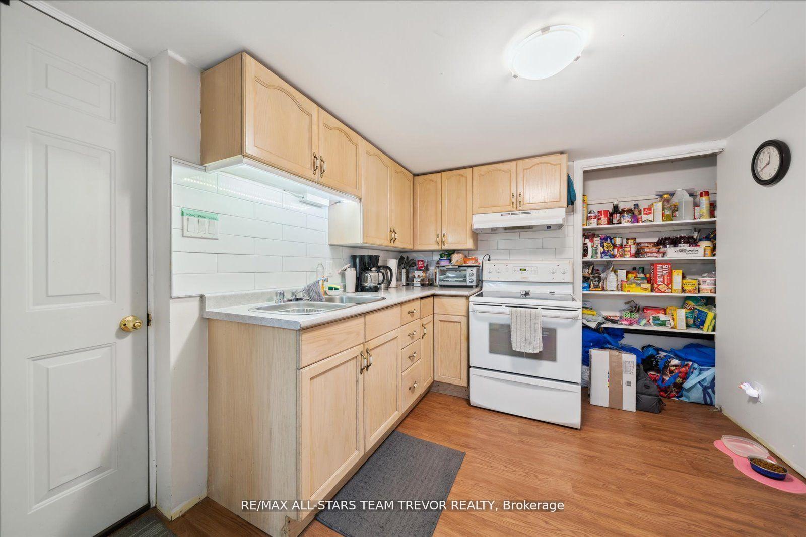 Photo 27 of 39 Campion Court, Georgina, Keswick South — HOMEH