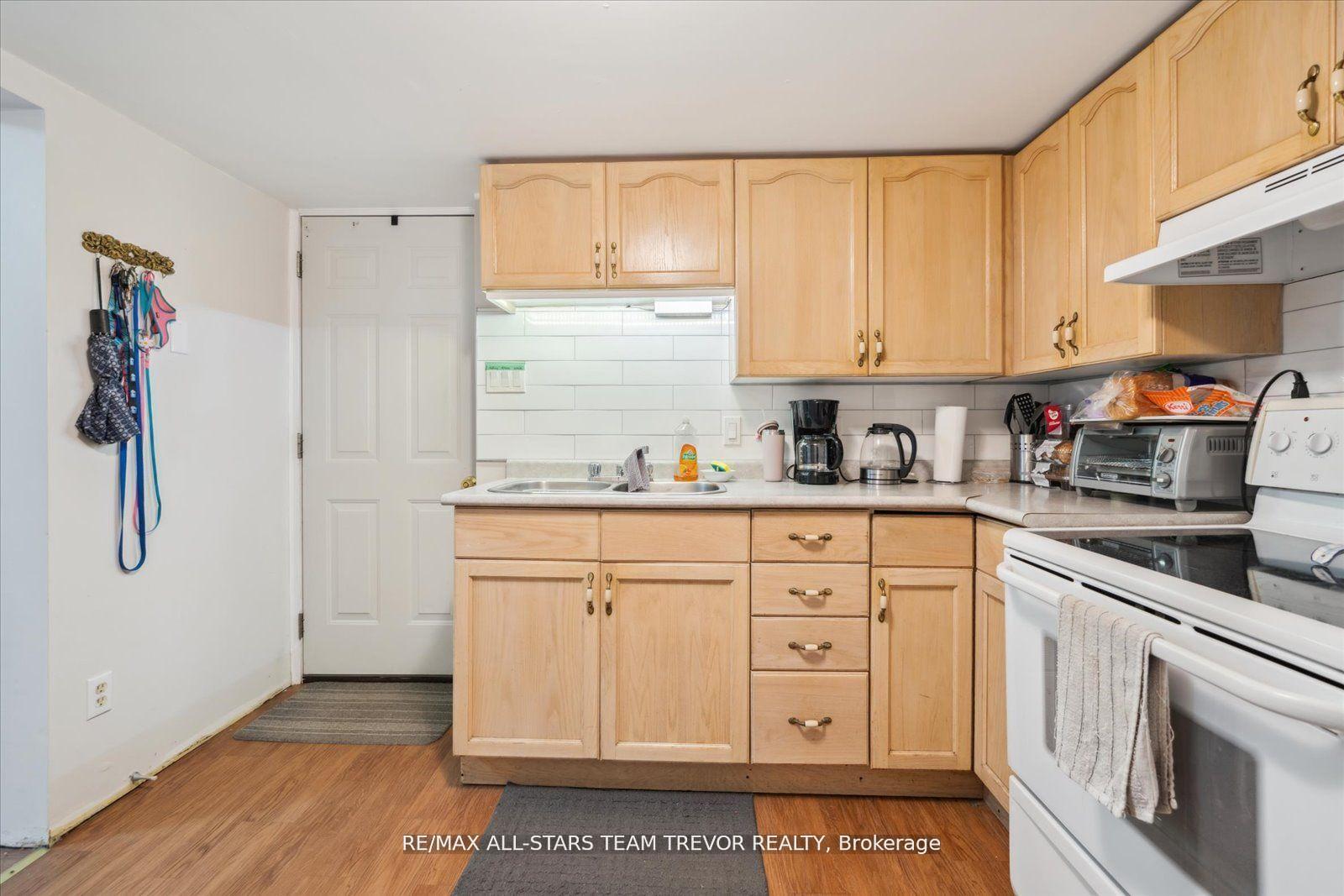 Photo 28 of 39 Campion Court, Georgina, Keswick South — HOMEH