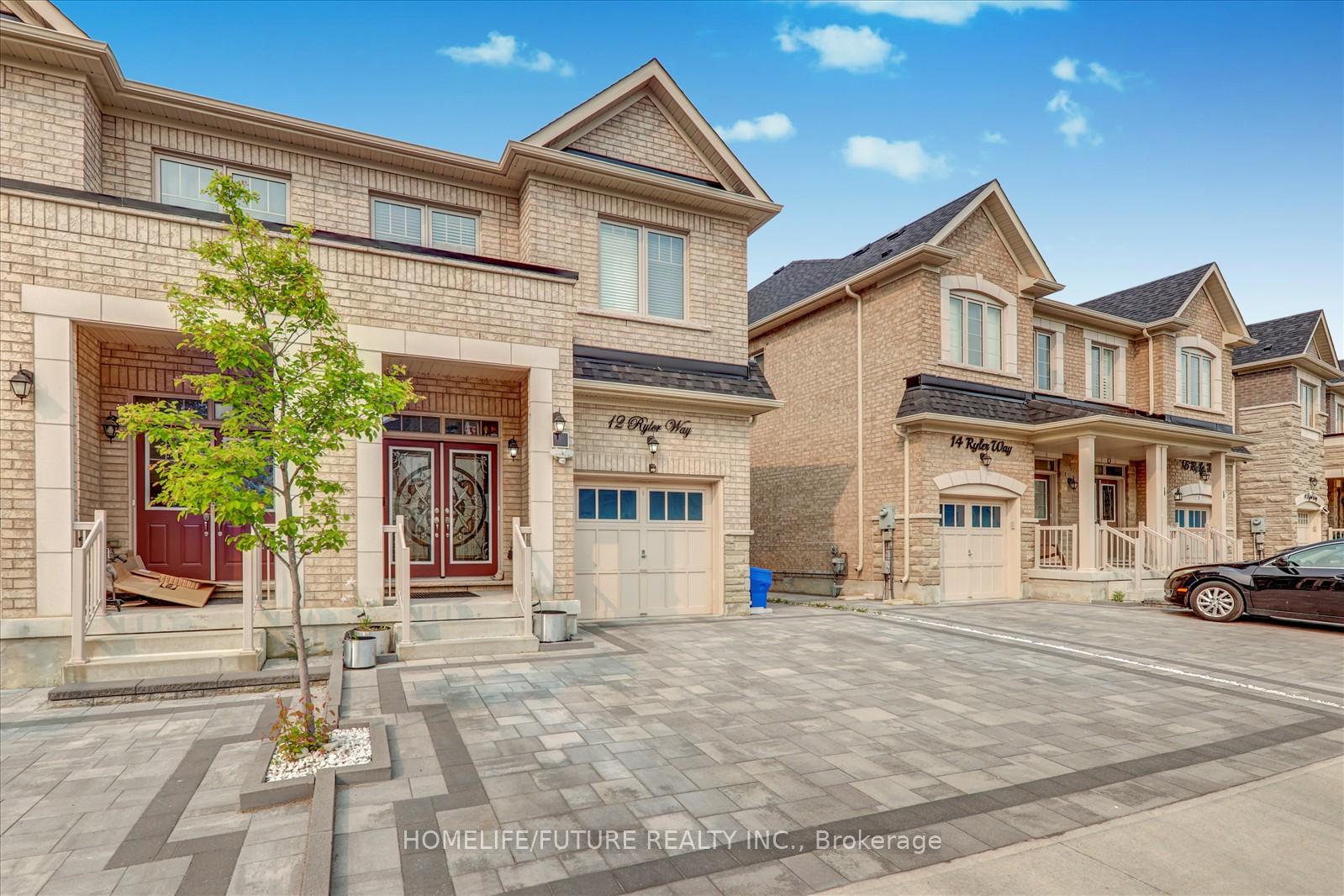 Photo 2 of 12 Ryler Way, Markham, Cedarwood — HOMEH