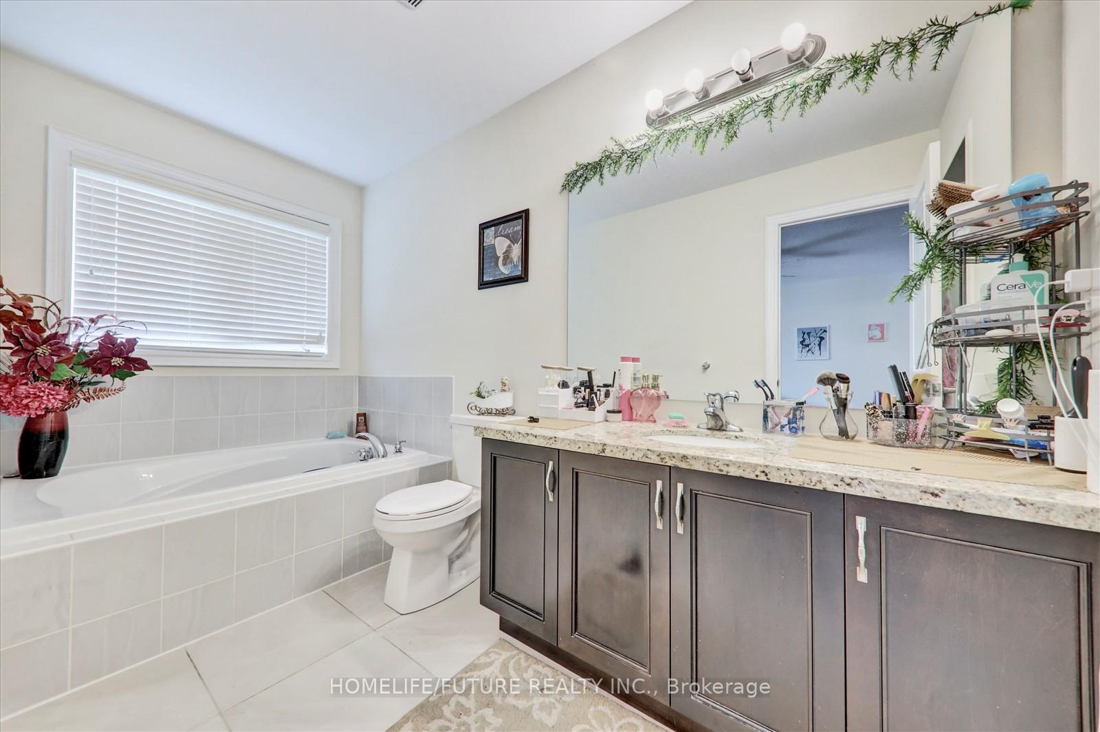 Photo 19 of 12 Ryler Way, Markham, Cedarwood — HOMEH