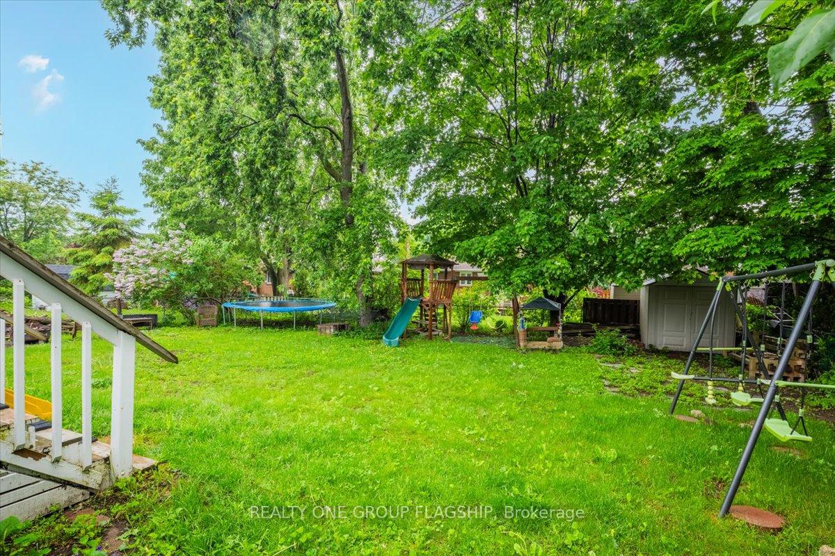 Photo 6 of 52 Highcroft Road, Barrie, Allandale Heights — HOMEH