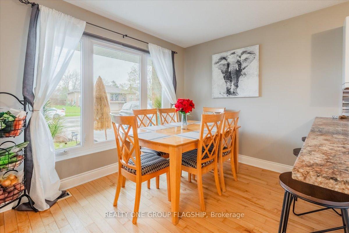 Photo 14 of 52 Highcroft Road, Barrie, Allandale Heights — HOMEH