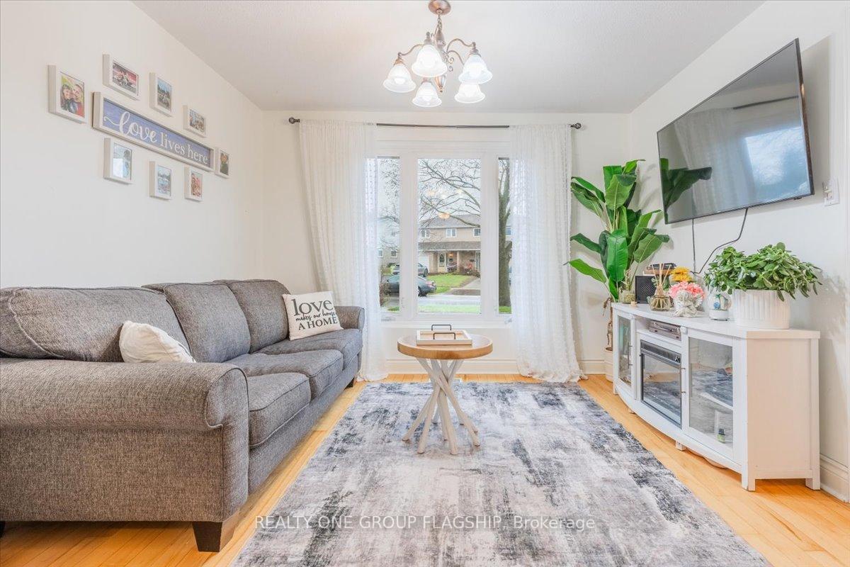 Photo 17 of 52 Highcroft Road, Barrie, Allandale Heights — HOMEH