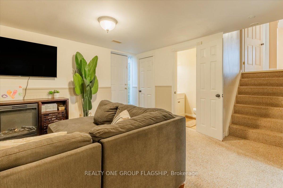 Photo 33 of 52 Highcroft Road, Barrie, Allandale Heights — HOMEH