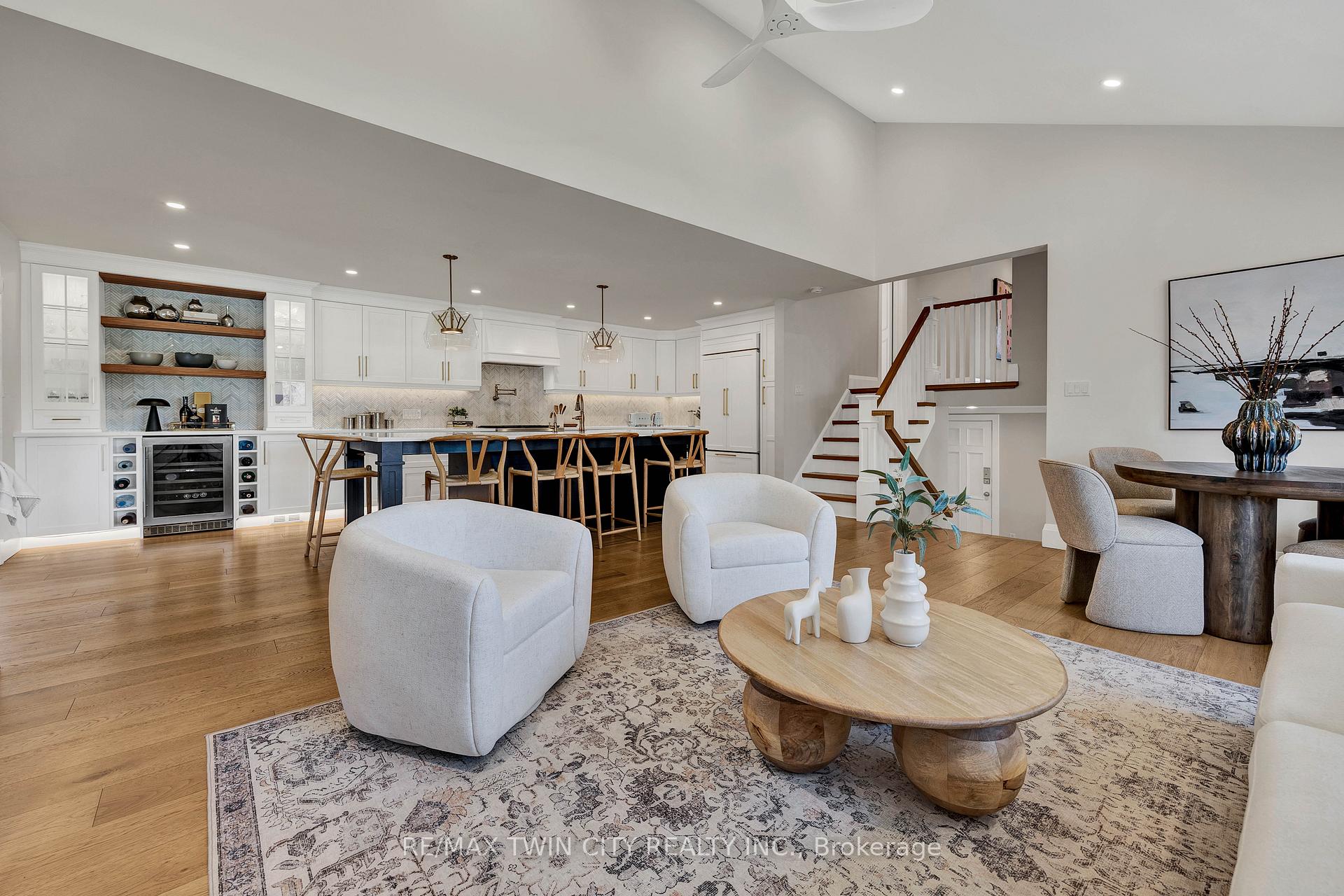 Photo 11 of 112 Aberdeen Road, Kitchener — HOMEH