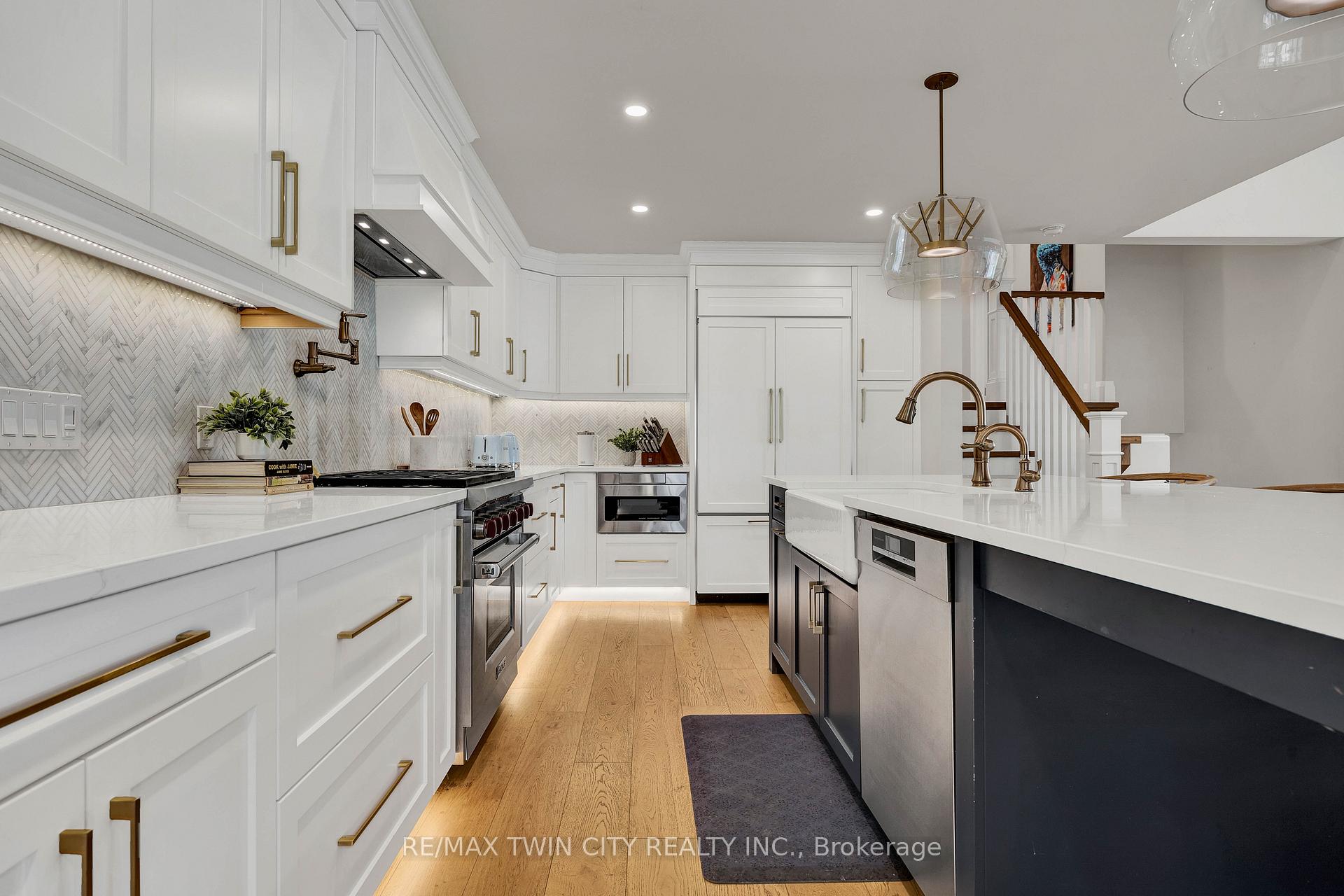 Photo 13 of 112 Aberdeen Road, Kitchener — HOMEH