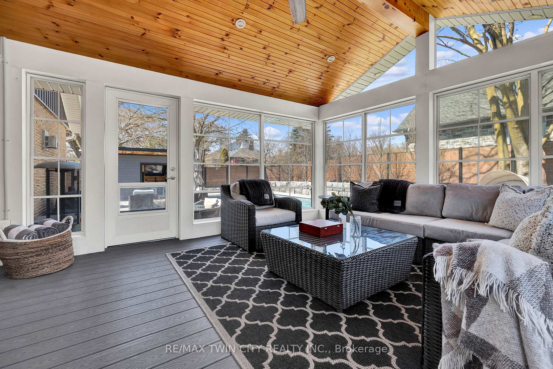 Photo 8 of 112 Aberdeen Road, Kitchener — HOMEH