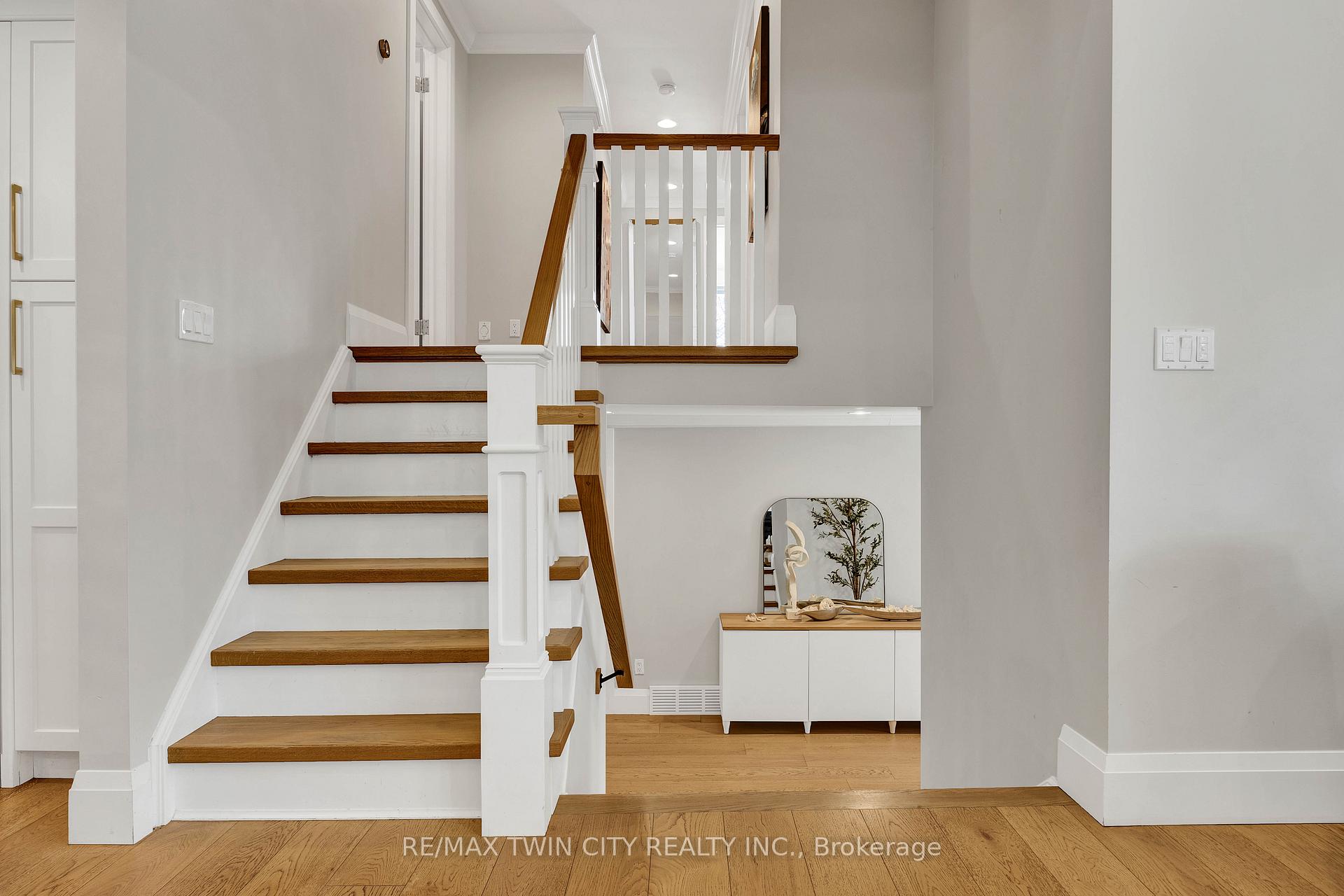 Photo 18 of 112 Aberdeen Road, Kitchener — HOMEH