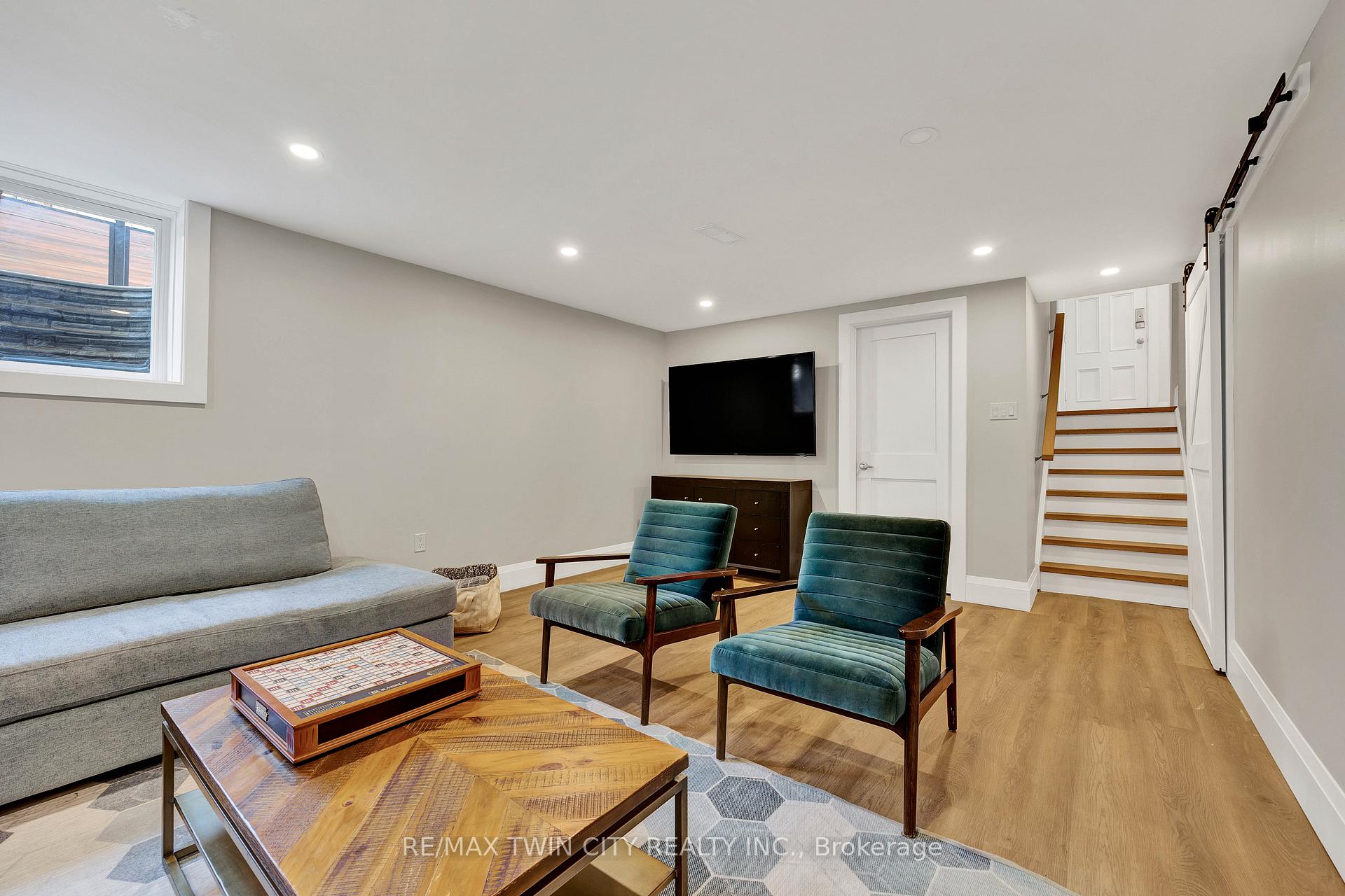 Photo 42 of 112 Aberdeen Road, Kitchener — HOMEH