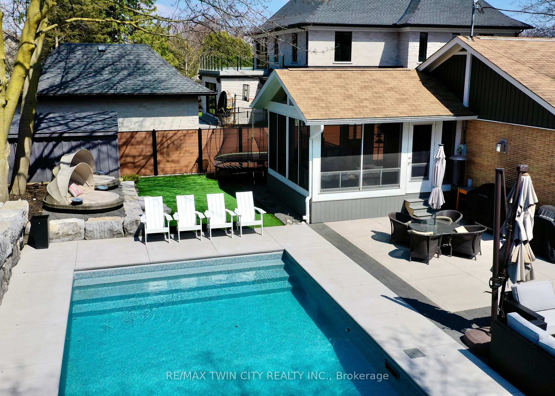Photo 24 of 112 Aberdeen Road, Kitchener — HOMEH