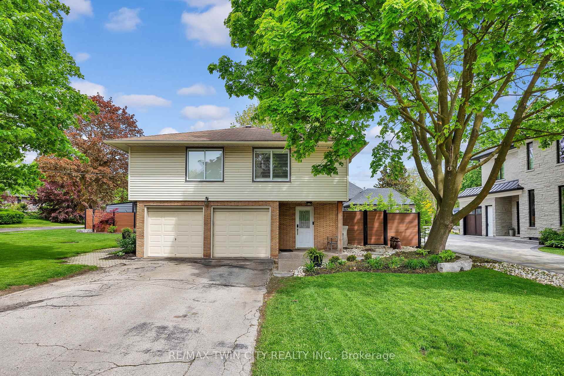Photo 27 of 112 Aberdeen Road, Kitchener — HOMEH