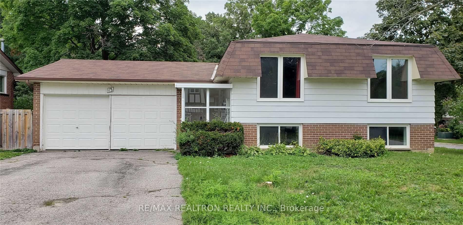 Front of Unit Upper, 13 Springdale Drive