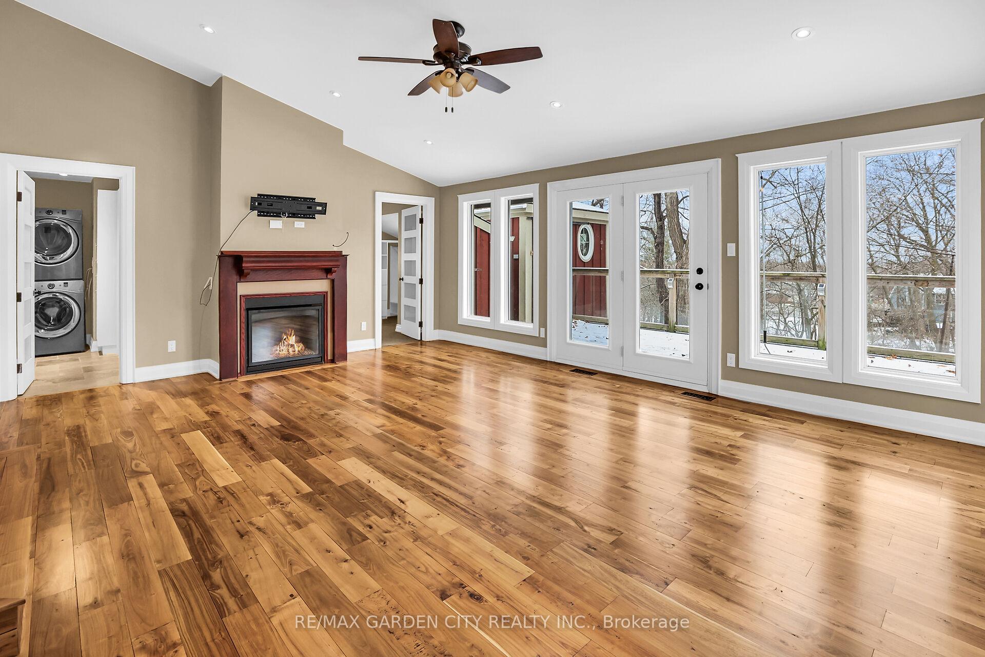 Photo 20 of 115 Gibson Street, Grimsby, Grimsby West — HOMEH