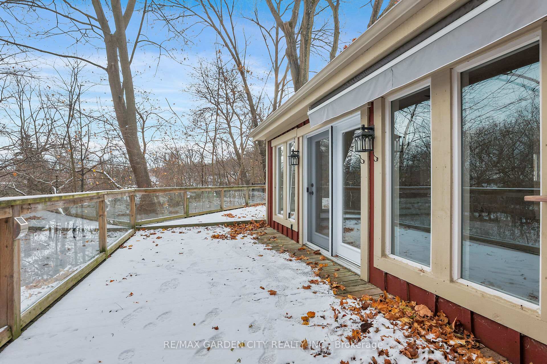 Photo 32 of 115 Gibson Street, Grimsby, Grimsby West — HOMEH