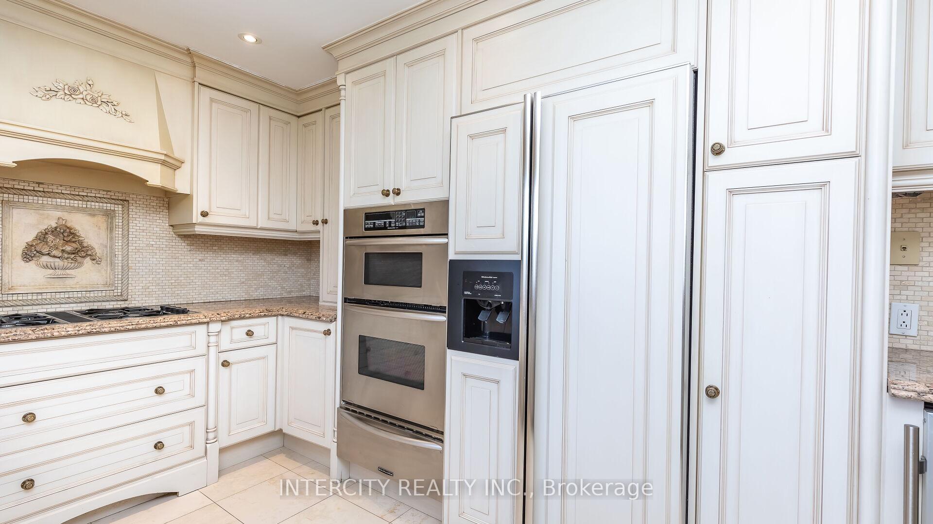 Photo 12 of 10829 McVean Drive, Brampton, Toronto Gore Rural Estate — HOMEH